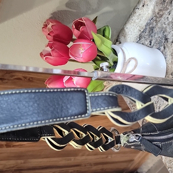 🌵MCM EUC Black and yellow Leather Shoulder Bag - Picture 6 of 12